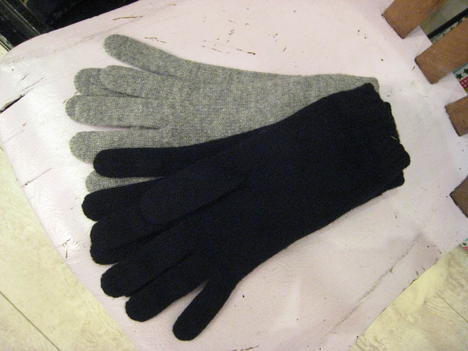 johnstons cashmere gloves bath south west stockist