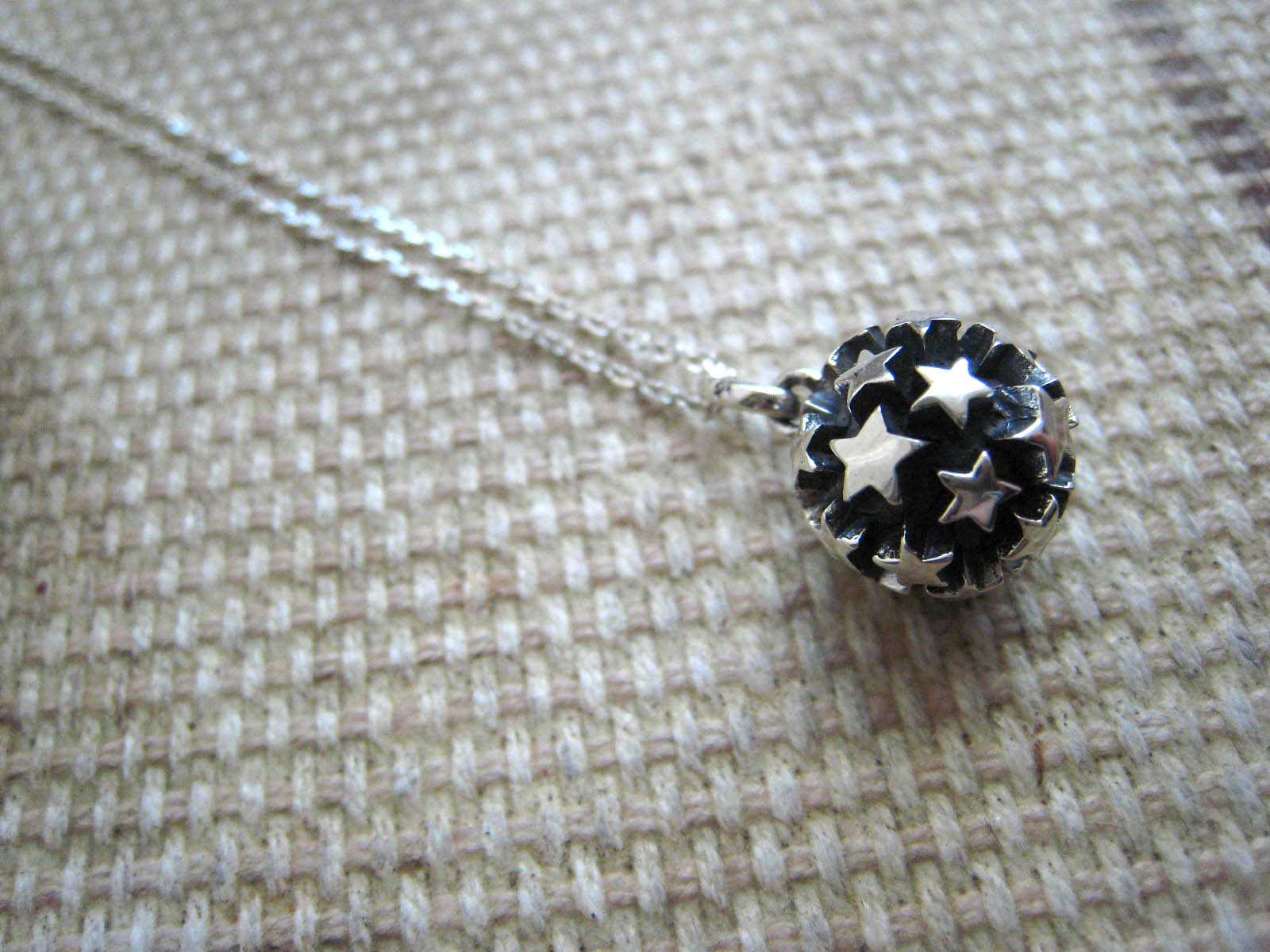 ease - star stamp ball silver3