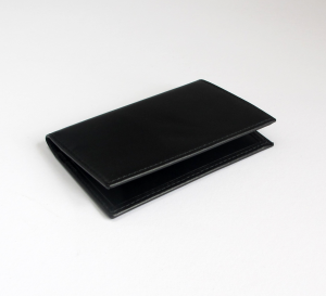 comme-des-garcons-black-card-holder-sa6100